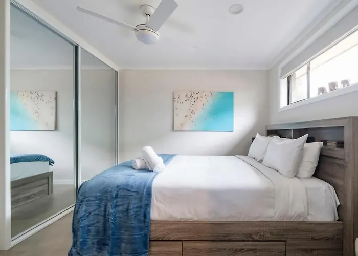 Oak Retreat Bliss By The Beach